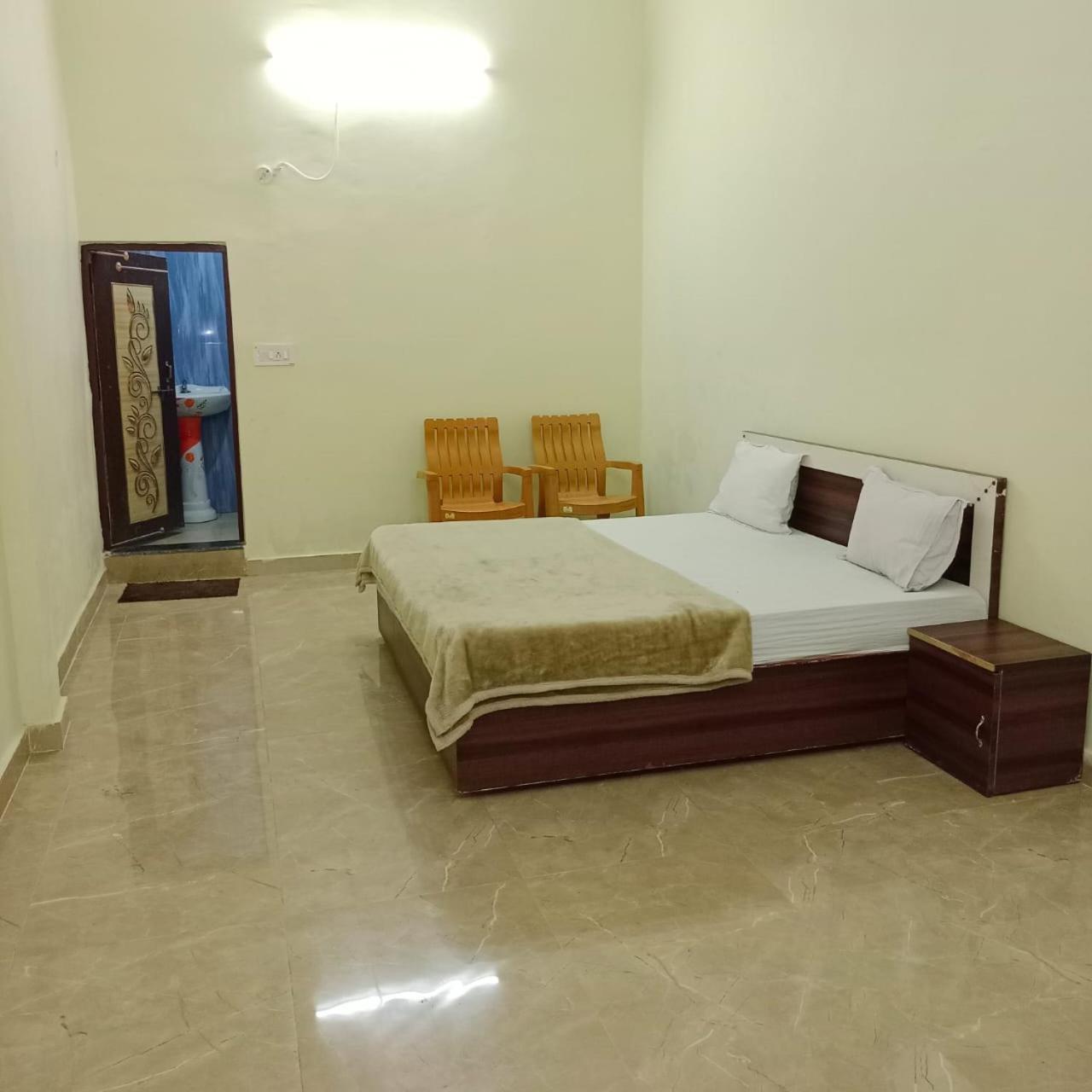 Hotel Parvati Residency Sitapur Muafi Exteriér fotografie